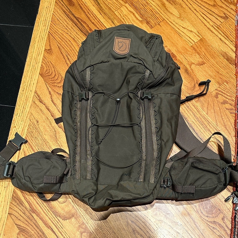 Fjallraven Singi 28 Trekking Backpack